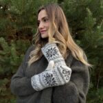 Damenfäustlinge aus Merinowolle BALTA ŽIEMA