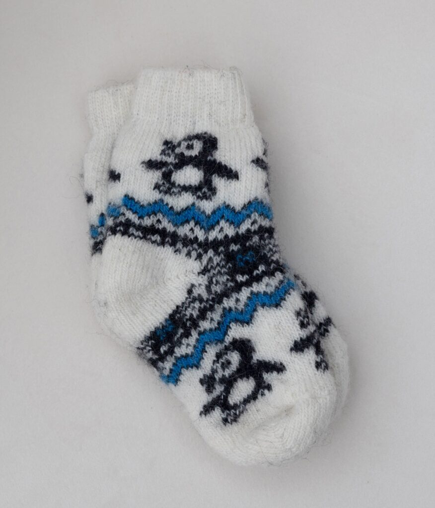 Kindersocken aus Merinowolle PINGVINAS