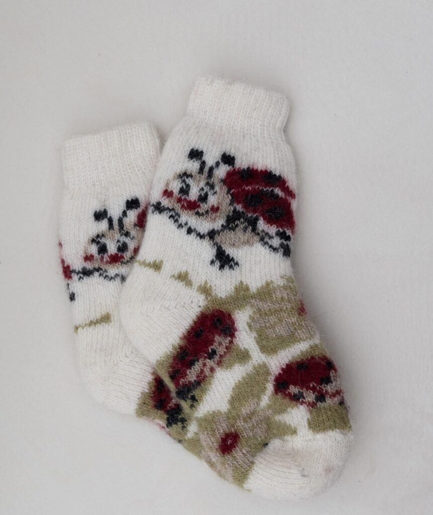 Kindersocken aus Merinowolle BORUZE