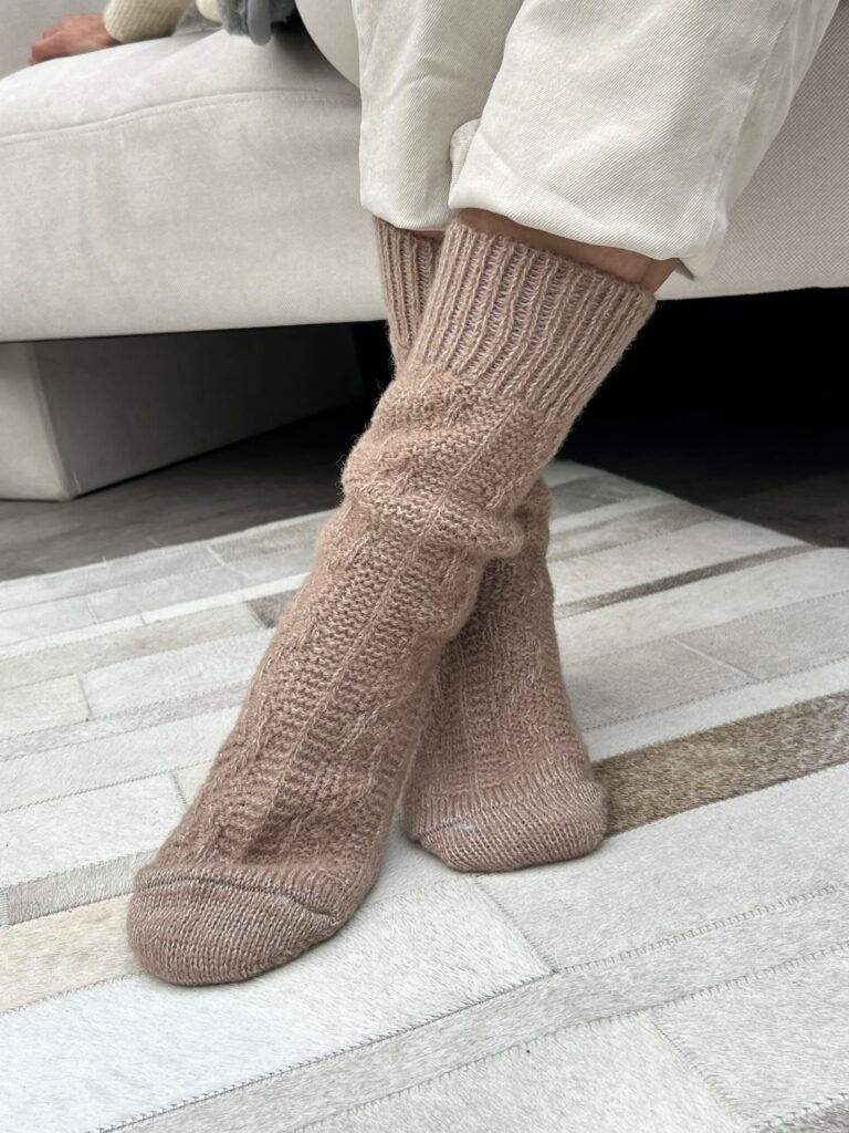 Socken aus neuseeländischer Schafwolle LATTE