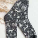 Socken aus Merinowolle WINTER IM WALD