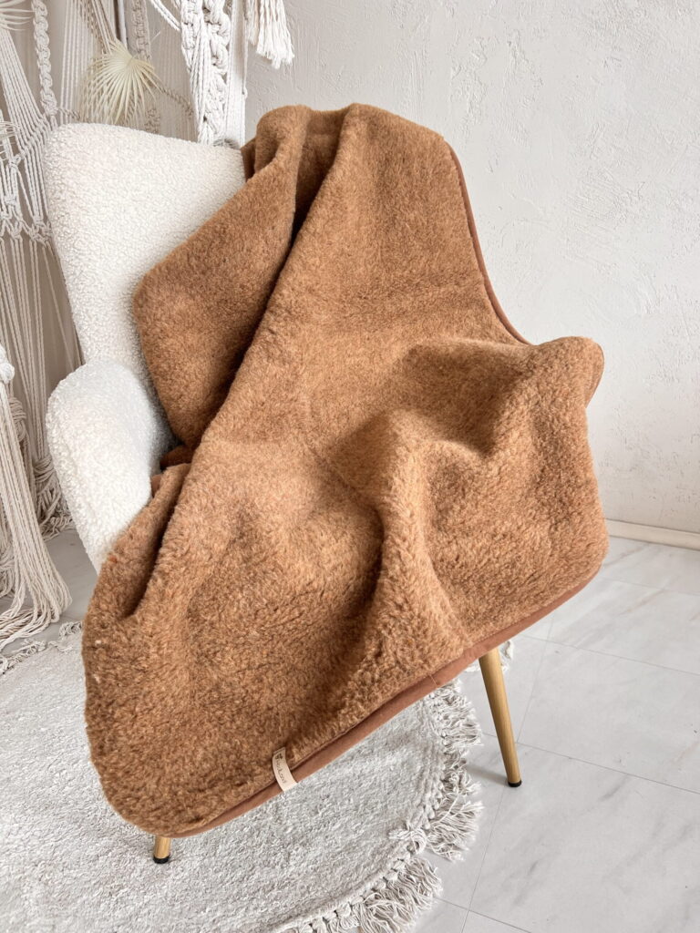 WOOLLAND Kinderdecke Camel Fleece Lightweight Blanket - Schnuller