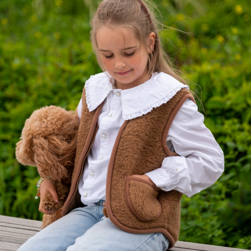 Kinderweste aus Kamelwolle