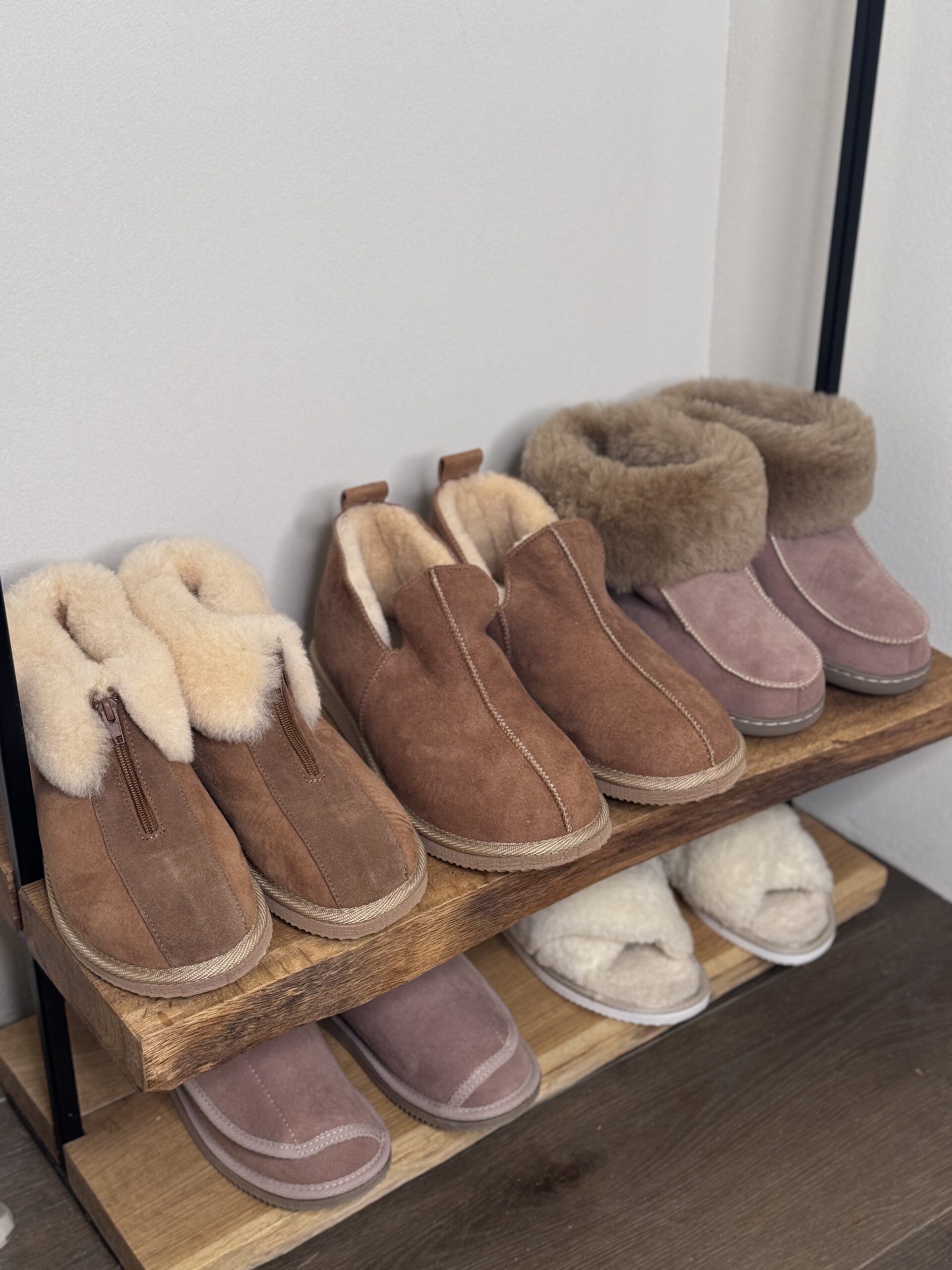 WoolLando Damen Echtpelz leichtes Leder Schafsfell Stiefel