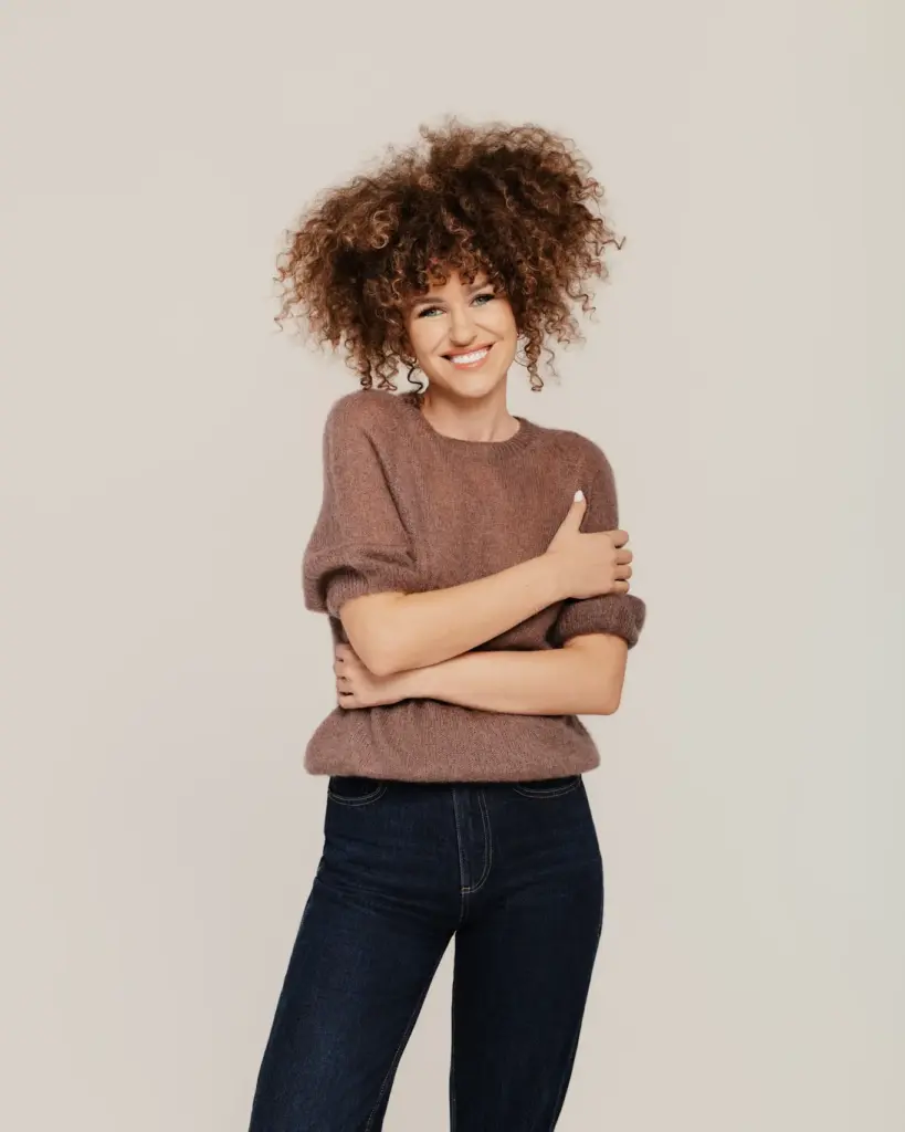 Damen leichter und flauschiger Pullover aus Mohairwolle MÄRCHEN