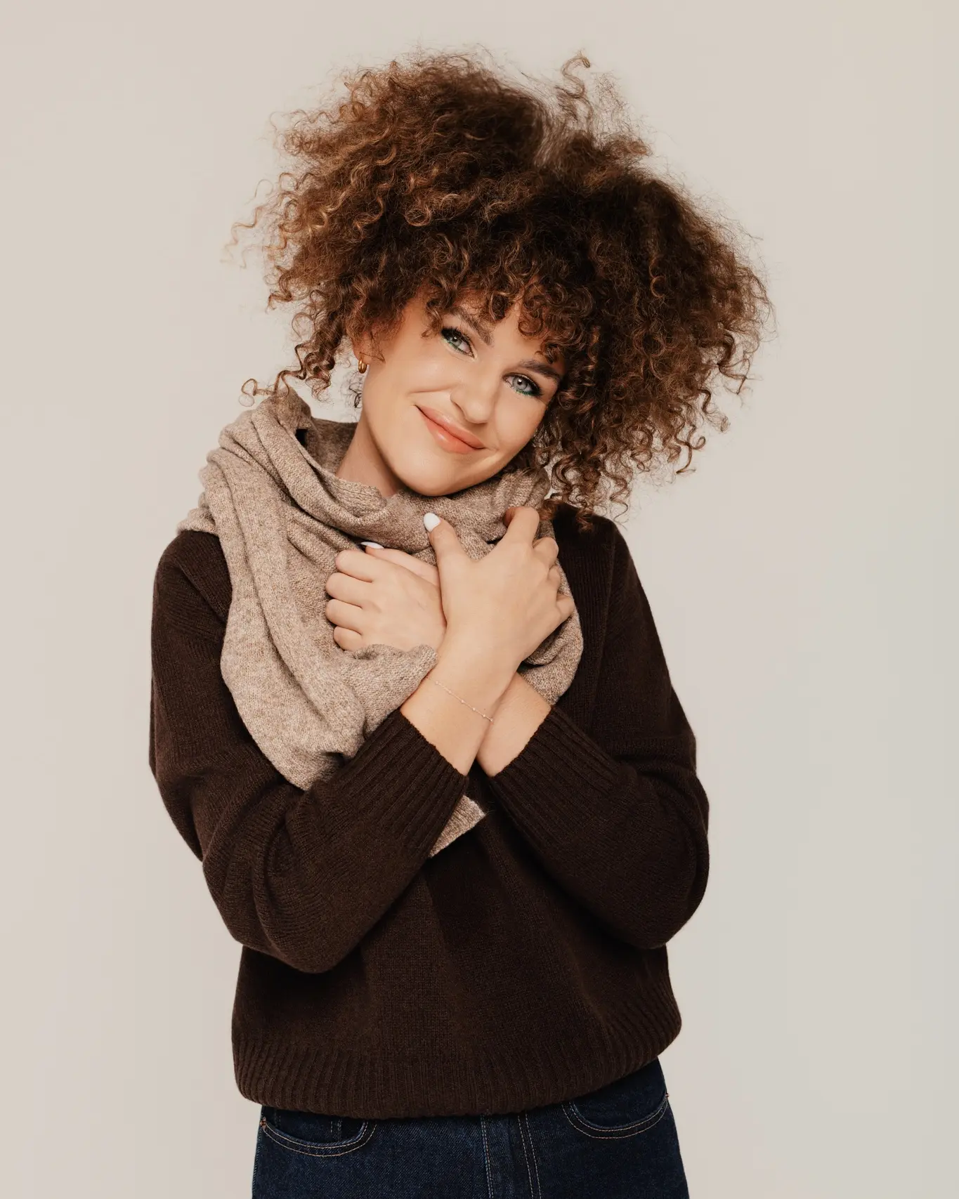 Warmer Schal mit Naturwolle CHARM