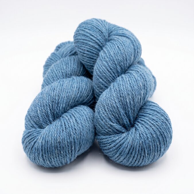 Schafwollegarn 1 kg – HELLBLAU, WoolLando