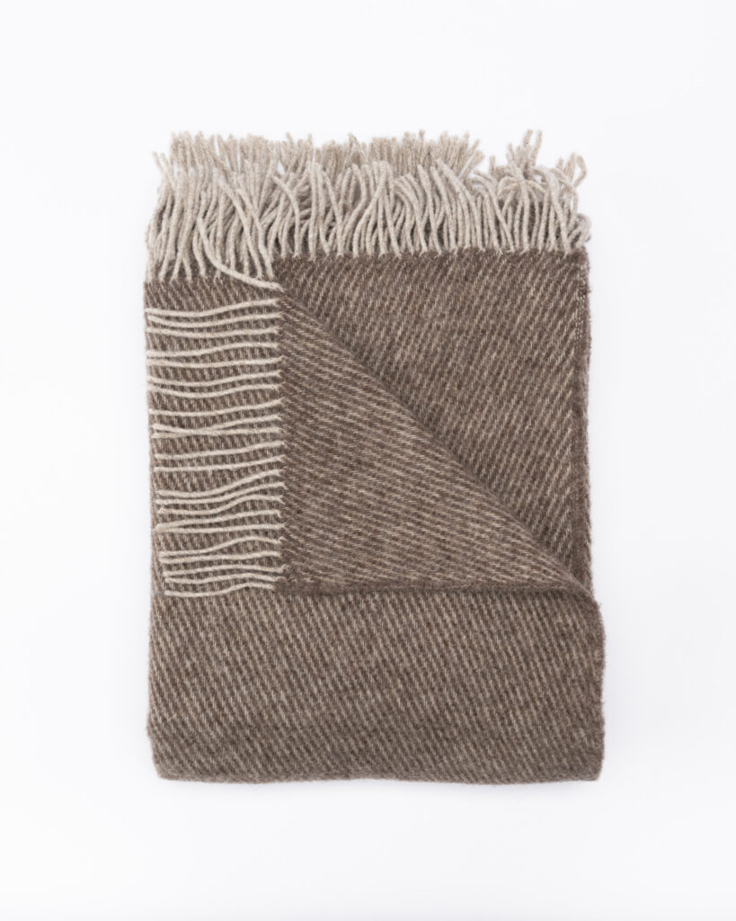 Neuseelandische Schafwolldecke STRIPED DARK BROWN, WoolLando