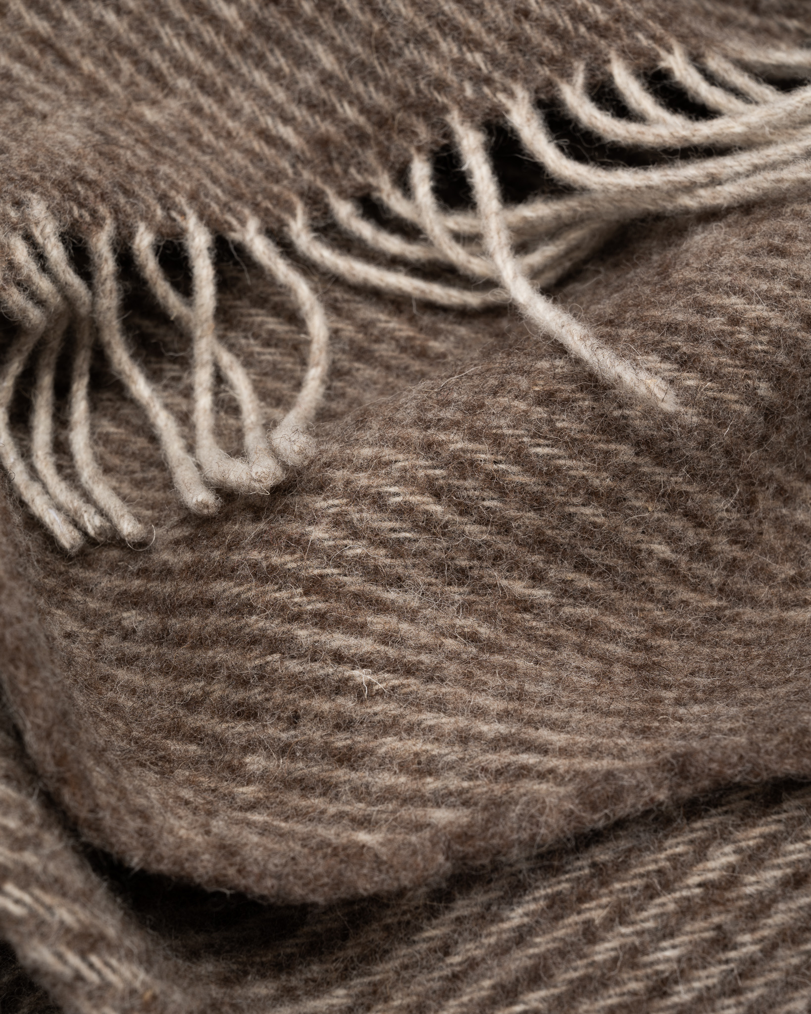 Neuseelandische Schafwolldecke STRIPED DARK BROWN, WoolLando