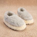 Merino-Woll-Knöchelstiefel-Hausschuhe PELENĖ, WoolLando
