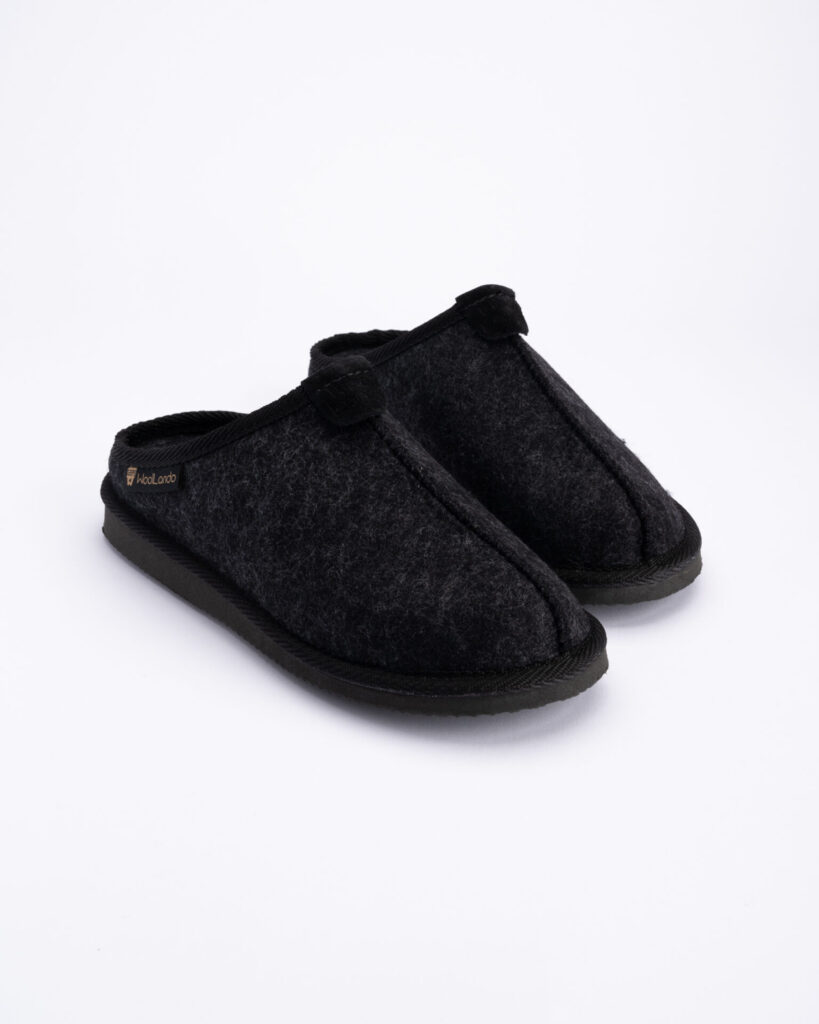 Schwarze gefilzte Filz-Hausschuhe CARBON, WoolLando