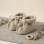 Schuhe aus Wolle / Hausschuhe