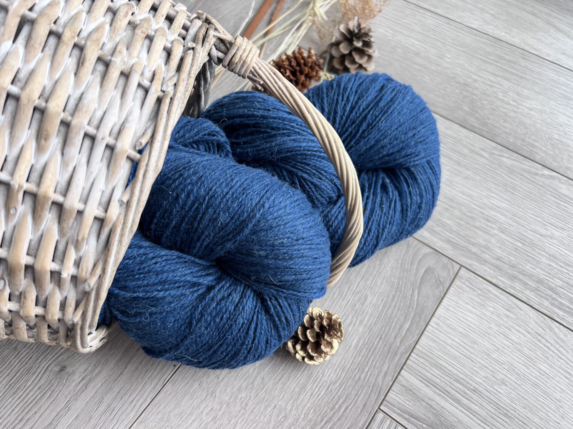 Schafwollegarn 1 kg – BLAU, WoolLando