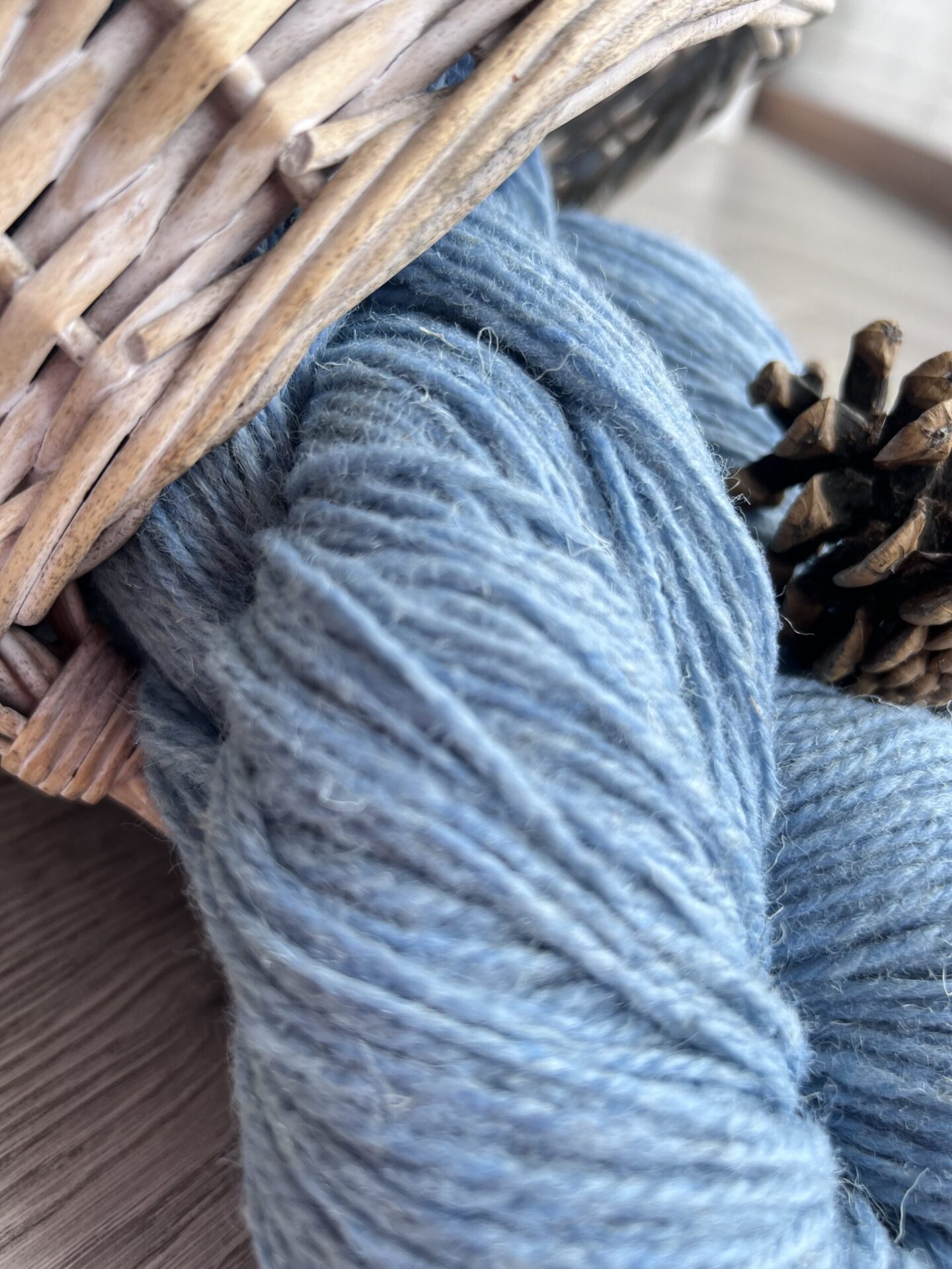 Schafwollegarn 1 kg – HELLHIMMELBLAU, WoolLando