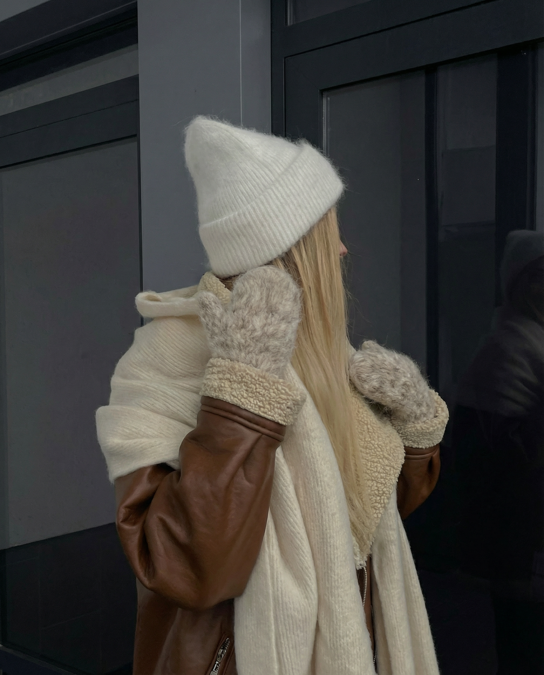 Graue 100% Hundewolle-Fäustlinge 