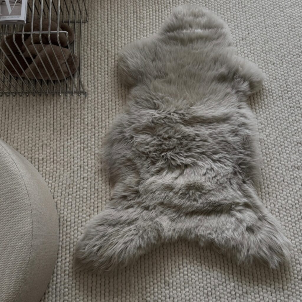 Dickes graues Merino-Schaffell 80 × 120 cm, WoolLando