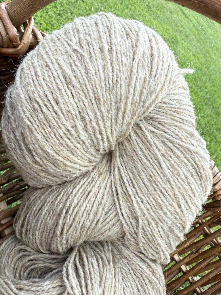 50% Hundewolle, 50% Schafwollegarn 1 kg – GELBLICH, WoolLando