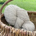 50% Hundewolle / 50% Schafwollgarn 1 kg – LIGHT YELLOWISH, WoolLando