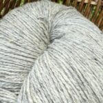 50% Hundewolle / 50% Schafwollgarn 1 kg – LIGHT GREY, WoolLando