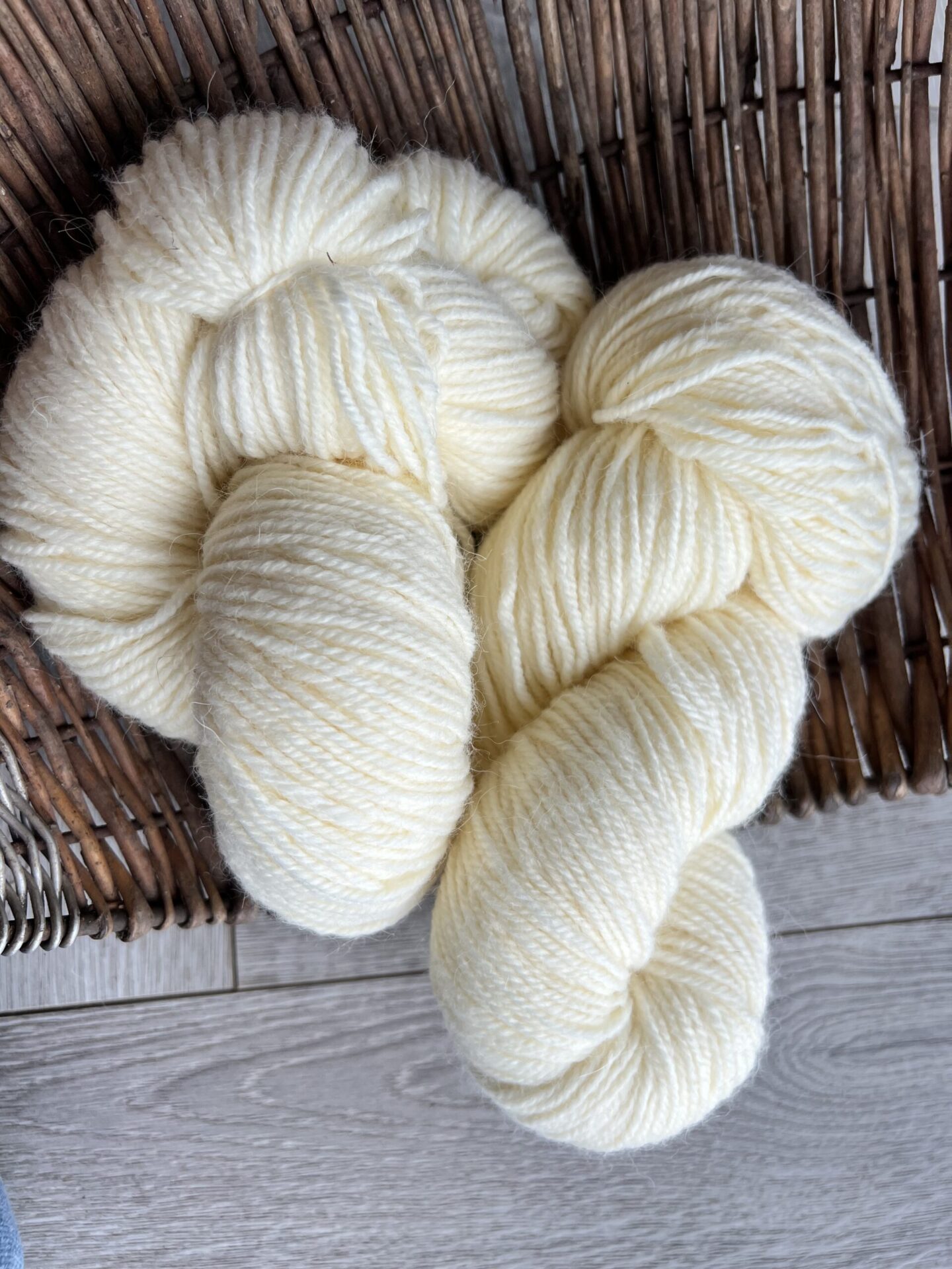 Alpakawollegarn 100 g – WEIß, WoolLando
