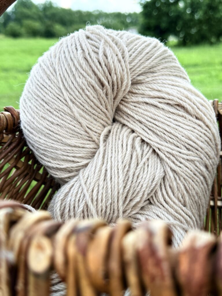 Neuseeland-Schafwollgarn 1 kg – LIGHT BROWN, WoolLando