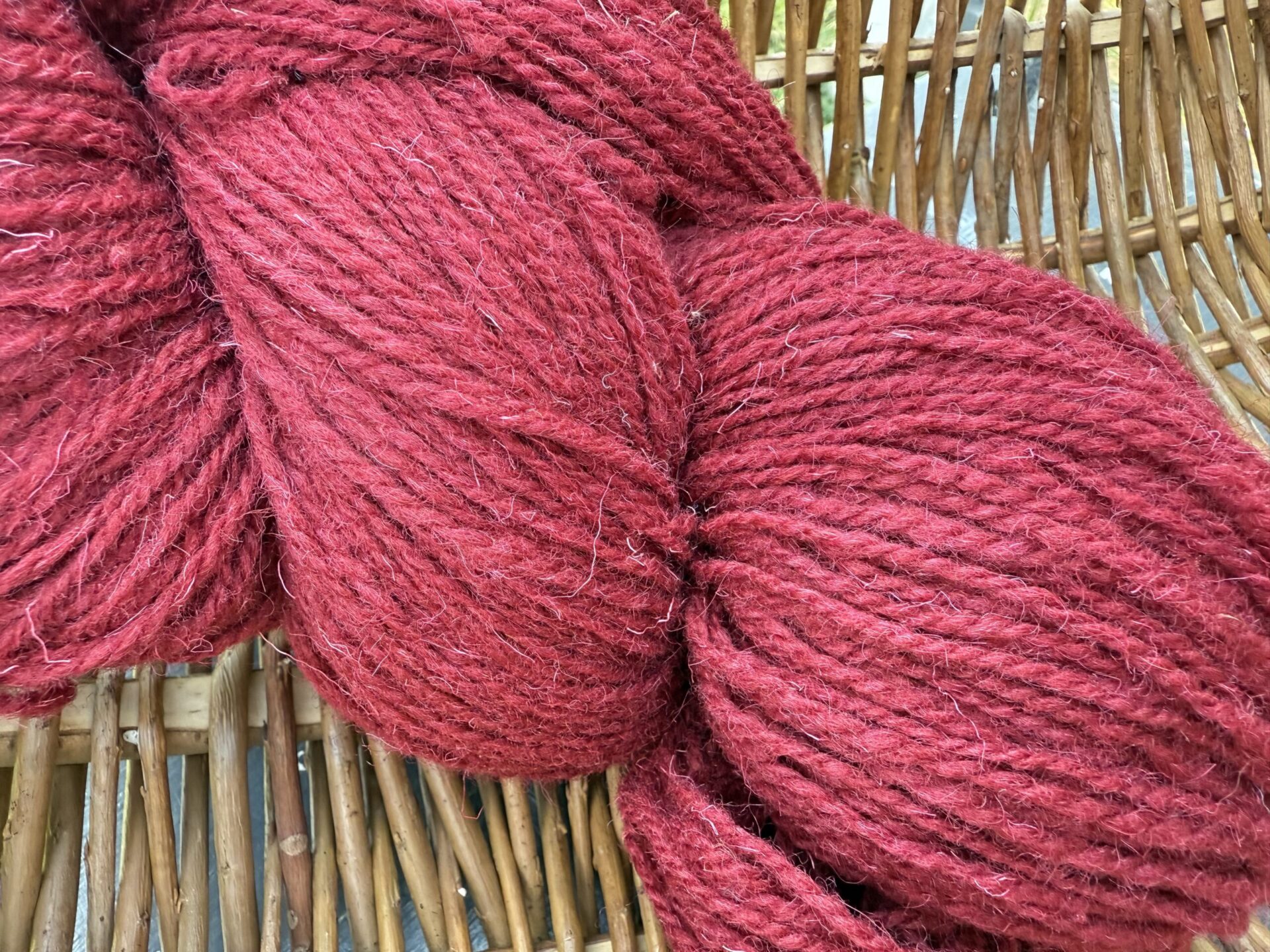 Schafwollgarn 1 kg – RED, WoolLando