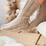 Handgemachte Schaf–Hundewolle cremefarbene Socken, WoolLando