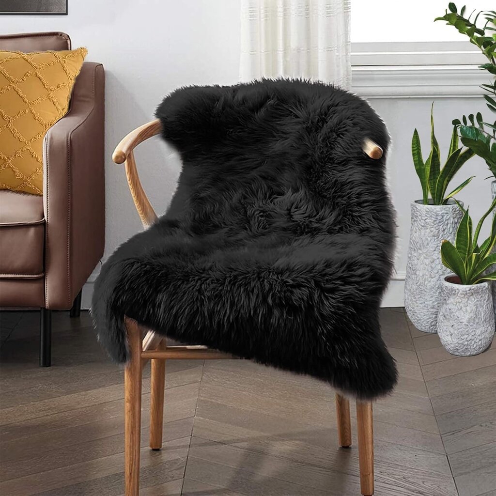Dickes schwarzes Merino-Schaffell 80 × 120 cm, WoolLando