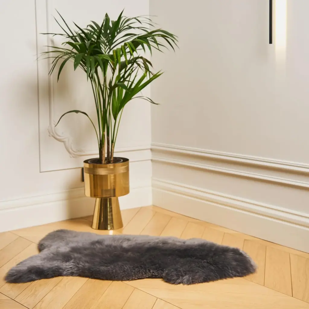 Dickes dunkelgraues Merino-Schaffell 80 × 120 cm, WoolLando