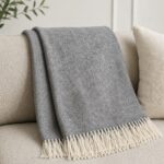 Neuseelandische Schafwolldecke GREY HERRINGBONE, WoolLando